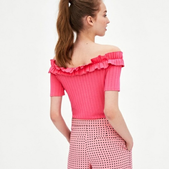 Zara Trafaluc Off The Shoulder Ruffle Ribbed Tee - Picture 2 of 6